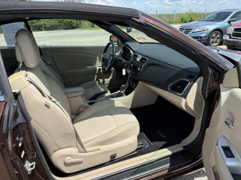 2013 Chrysler 200 Touring