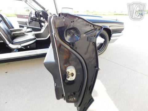 1965 Ford Thunderbird