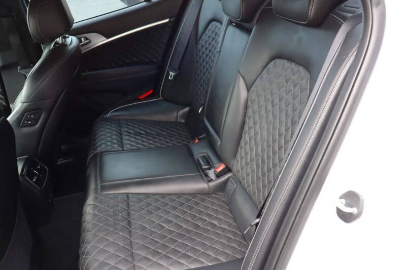 2019 Genesis G70