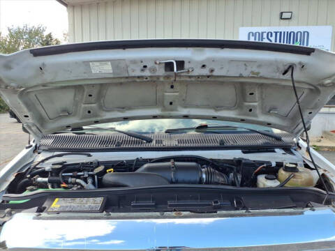 2008 Ford E-Series E-350 SD XLT