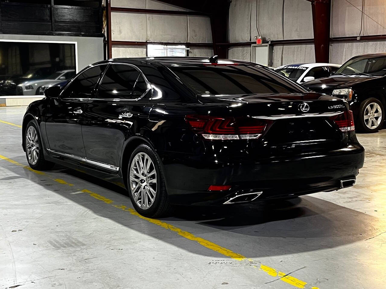 2014 Lexus LS 600h L for sale at Carnival Car Company in Victoria, TX