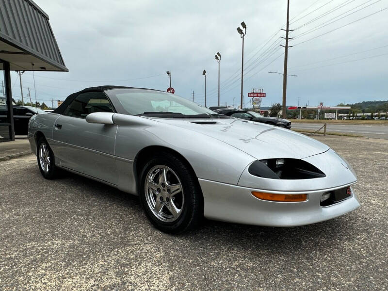 1996 Chevrolet Camaro null photo 7