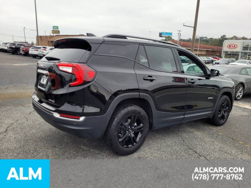 2024 GMC Terrain AT4