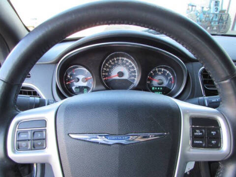 2014 Chrysler 200 Limited