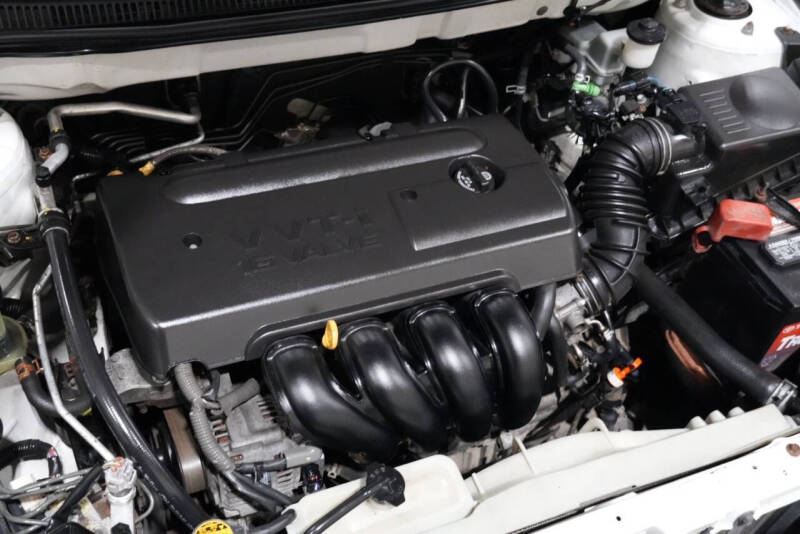 2005 Toyota Corolla LE