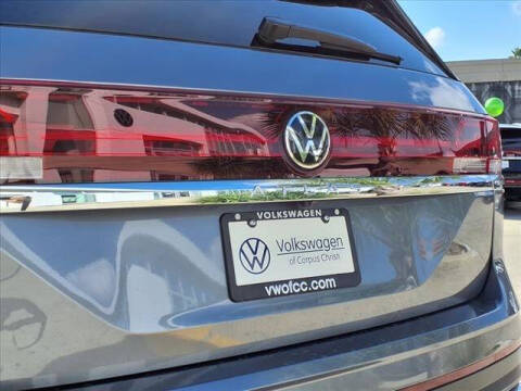 2025 Volkswagen Atlas SE