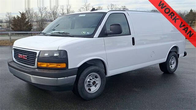 2025 GMC Savana 2500