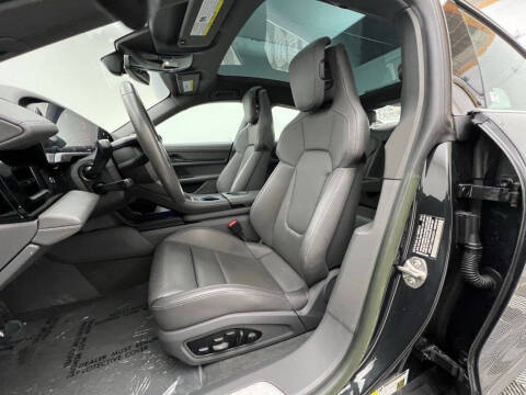 2022 Porsche Taycan 4S