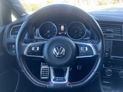 2017 Volkswagen Golf GTI Autobahn