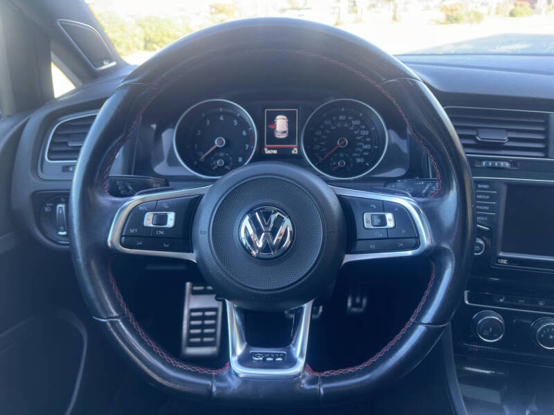 2017 Volkswagen Golf GTI Autobahn