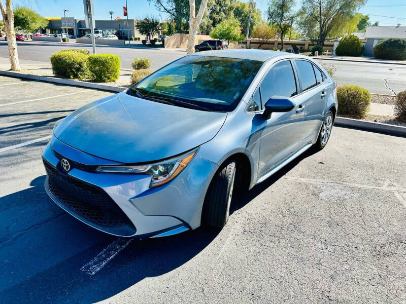 2022 Toyota Corolla LE photo 3