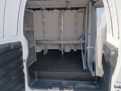 2017 Chevrolet Express 2500