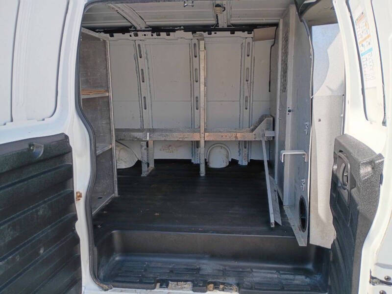 2017 Chevrolet Express 2500