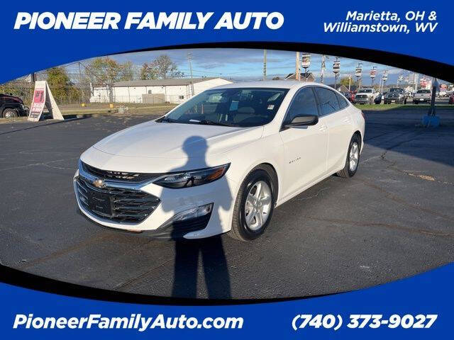 2023 Chevrolet Malibu for sale at Pioneer Family Preowned Autos of WILLIAMSTOWN in Williamstown WV