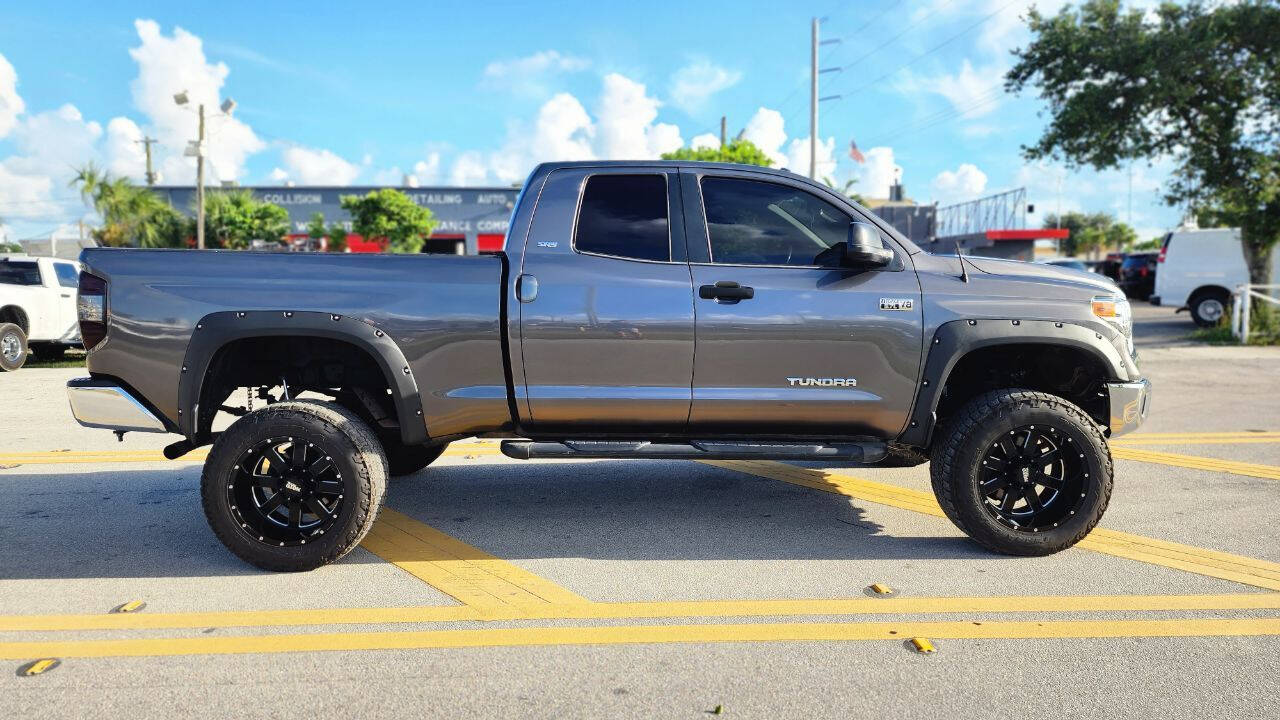 2014 TOYOTA Tundra Pickup - $18,999