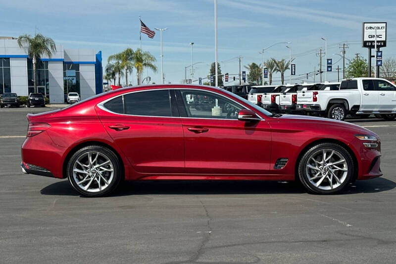 2022 Genesis G70