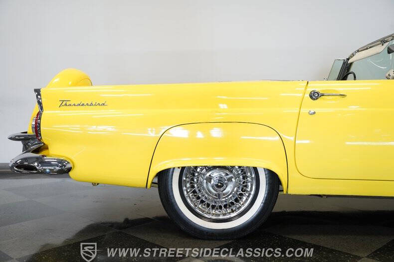 1956 Ford Thunderbird