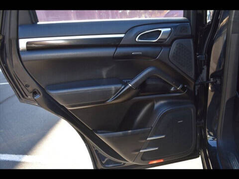 2017 Porsche Cayenne S E-Hybrid