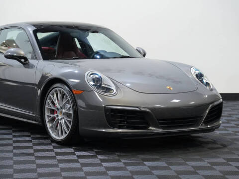 2017 Porsche 911 Carrera 4S