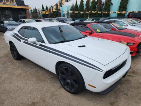 2014 Dodge Challenger for sale at Golden Coast Auto Sales in Guadalupe CA