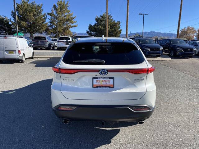 2021 Toyota Venza LE