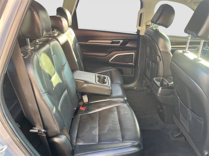 2022 Kia Telluride LX