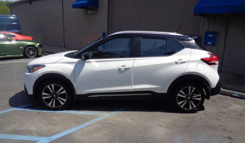 2020 Nissan Kicks SR