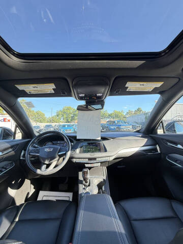 2020 Cadillac XT4 Premium Luxury