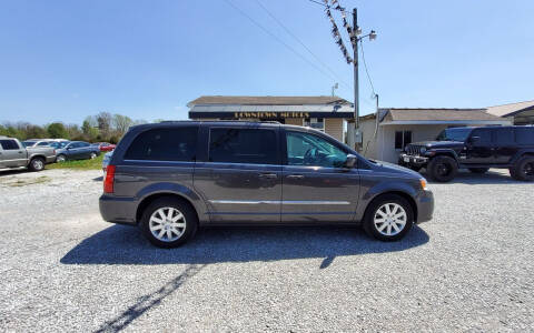 2016 Chrysler Town and Country for sale at DOWNTOWN MOTORS in Republic MO