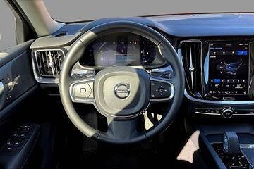 2024 Volvo S60 B5 Core Dark Theme