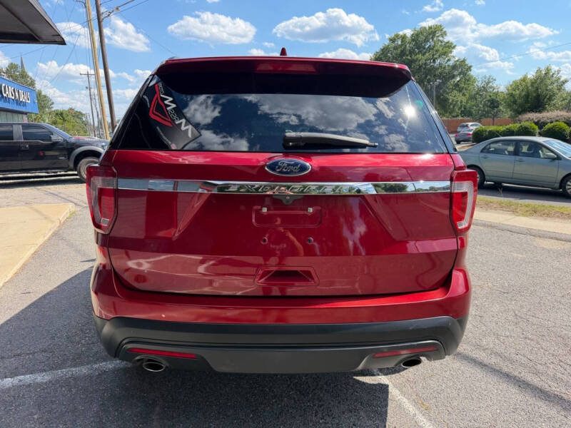 2017 Ford Explorer