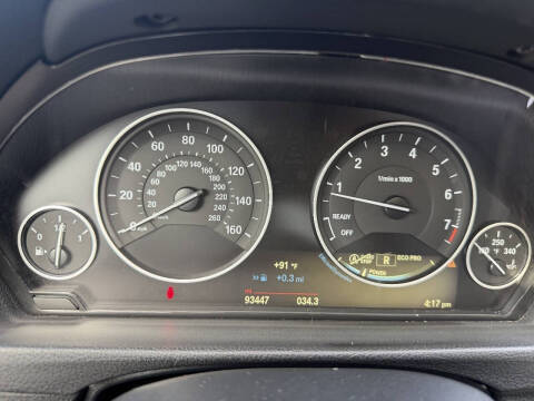 2015 BMW 3 Series 320i