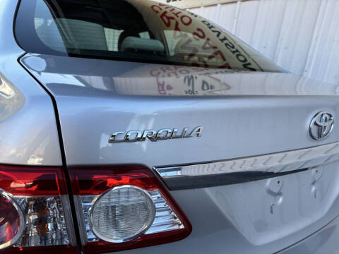 2011 Toyota Corolla LE