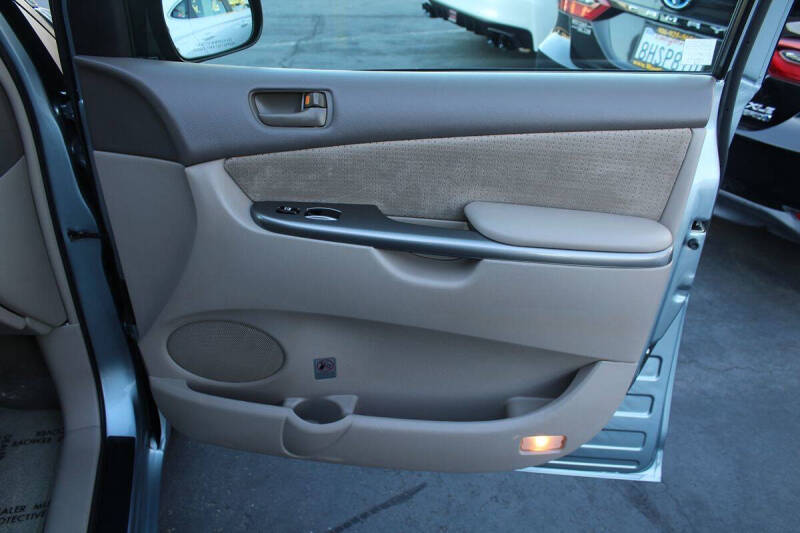 2010 Toyota Sienna