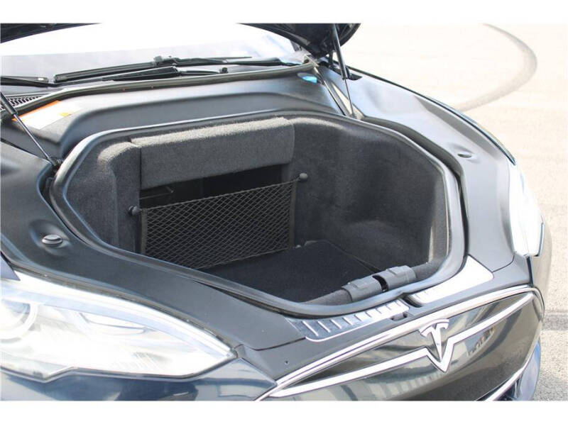 2012 Tesla Model S