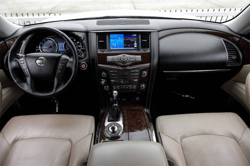 2017 Nissan Armada Platinum