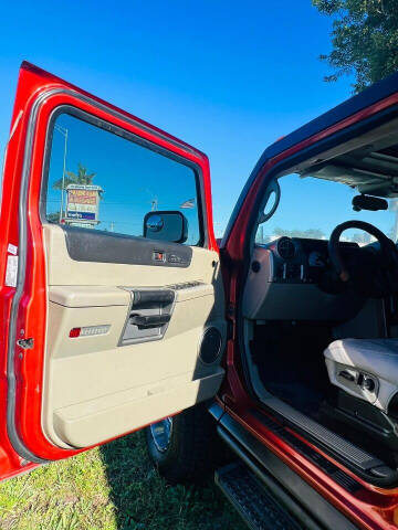 2003 HUMMER H2 Lux Series