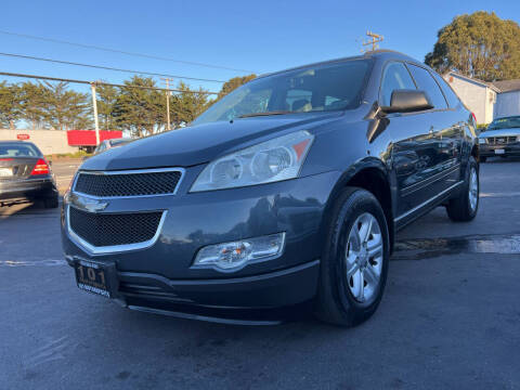 2011 Chevrolet Traverse for sale at Cuquis Cars in Marina CA