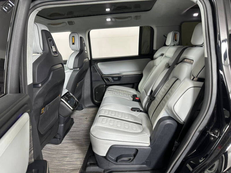 2023 Rivian R1S Launch Edition