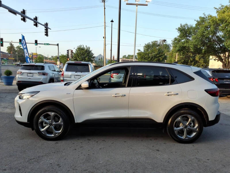 2025 Ford Escape ST-Line Select