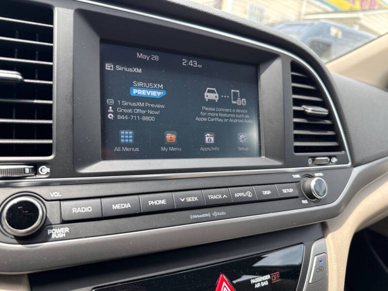 2017 Hyundai Elantra