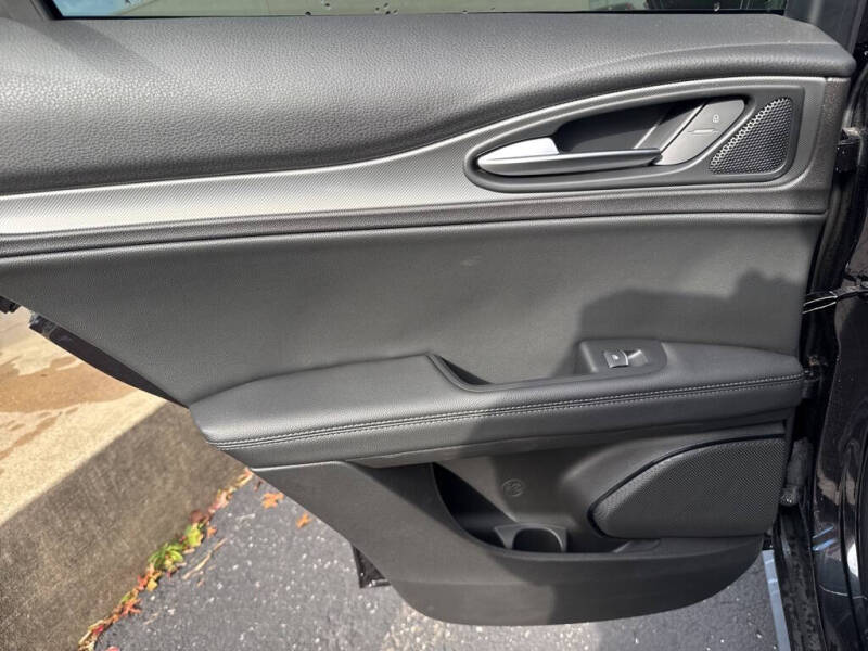 2025 Alfa Romeo Stelvio