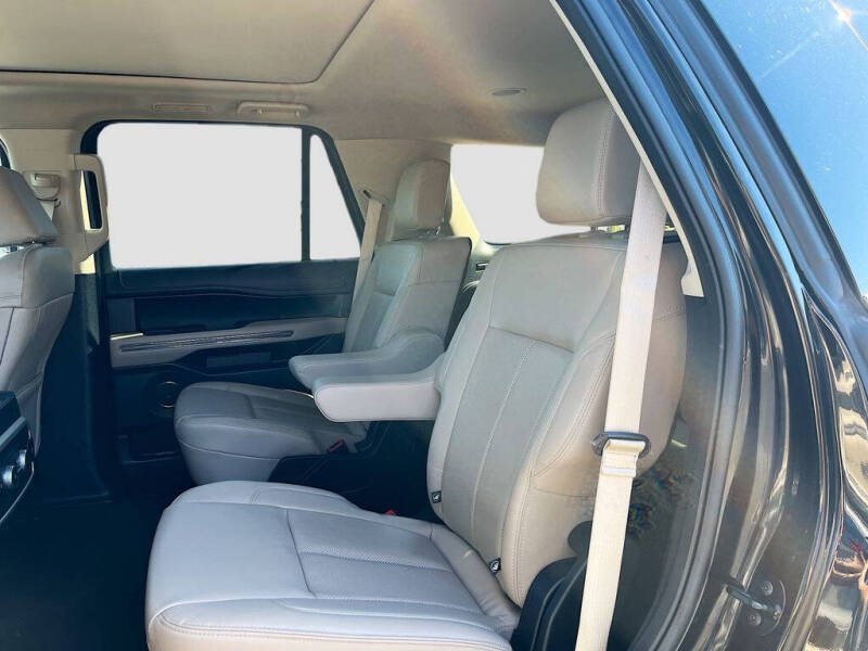 2022 Ford Expedition XLT