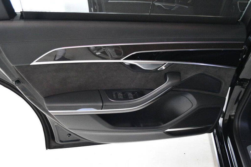 2020 Audi S8 4.0T quattro