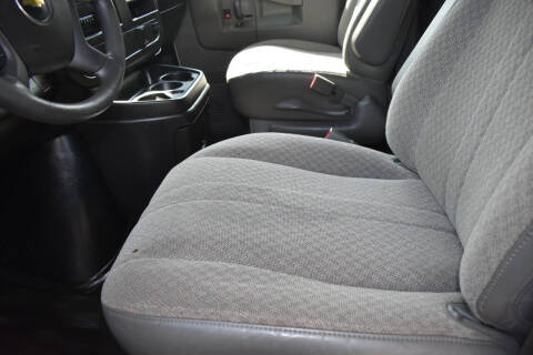 2017 Chevrolet Express 2500