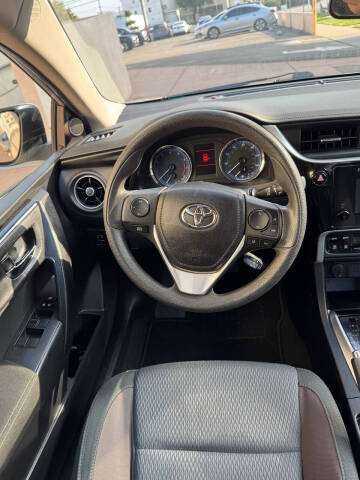 2019 Toyota Corolla LE