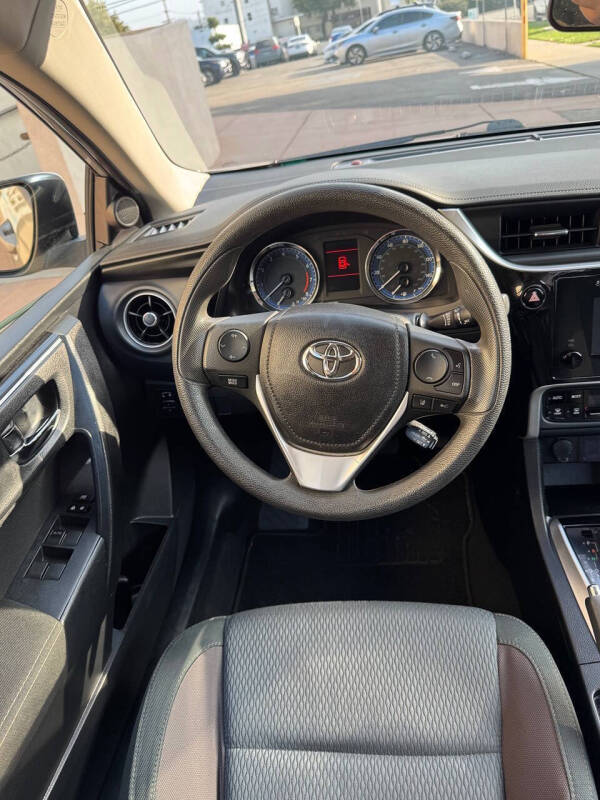 2019 Toyota Corolla LE