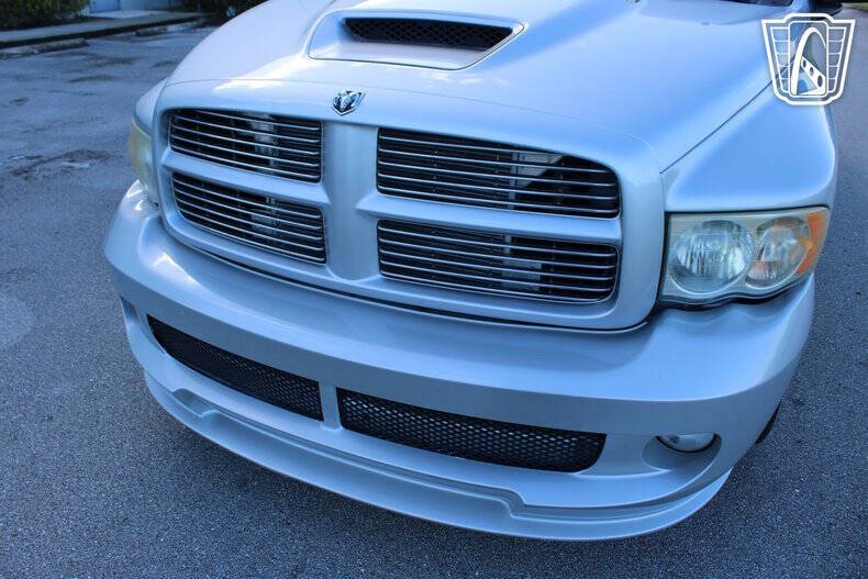 2005 Dodge Ram 1500 SRT-10