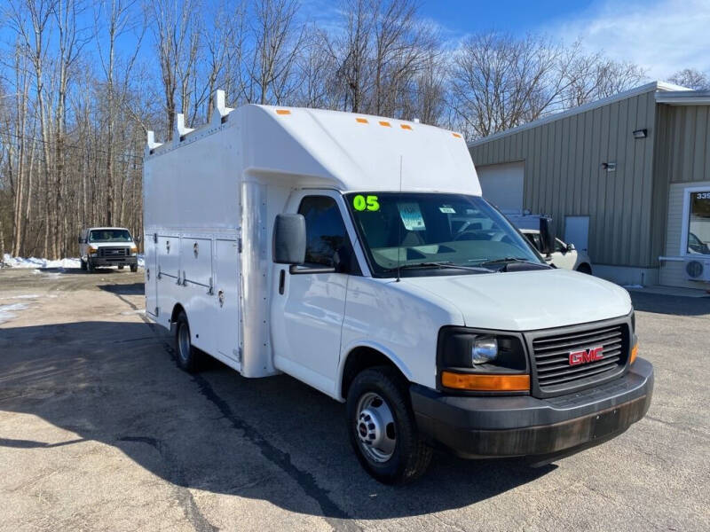 05 gmc savana 3500