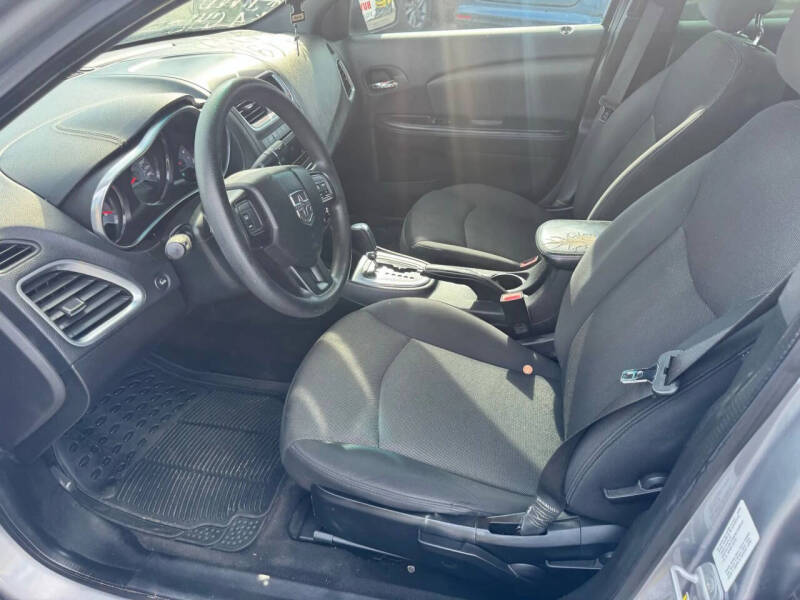 2013 Dodge Avenger SE